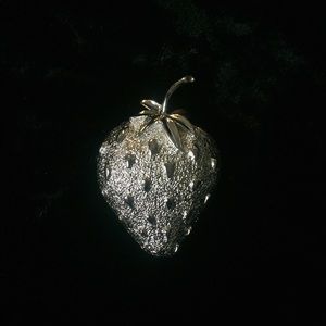 Sarah Coventry silver strawberry brooch